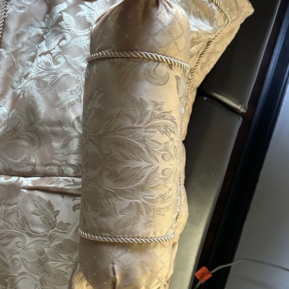 Florence 7-Piece King Comforter Set - Taupe/Beige/Tan - Picture 6 of 10